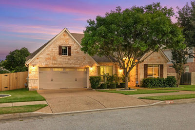 604 Navigator Dr — photo 4