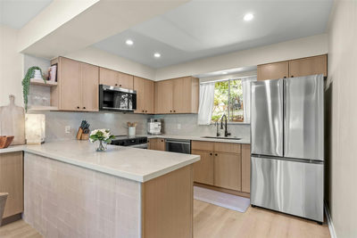 1304 Mariposa Dr #132 — photo 2