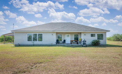 5734 FM 621 — photo 3