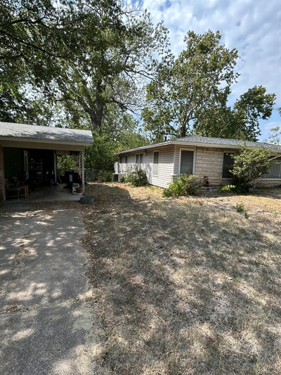 6004 Dunbury Dr — photo 3