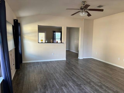 501 San Antonio Riverwalk St — photo 3
