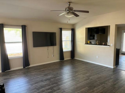 501 San Antonio Riverwalk St — photo 4