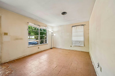5107 Brookdale Ln — photo 3
