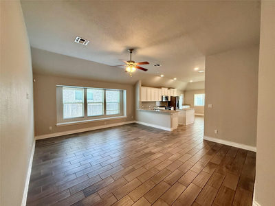 199 Tailwind Dr — photo 3
