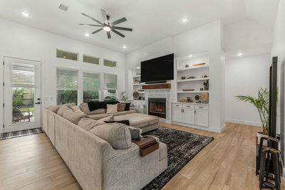 20901 Oak Dale Dr — photo 2