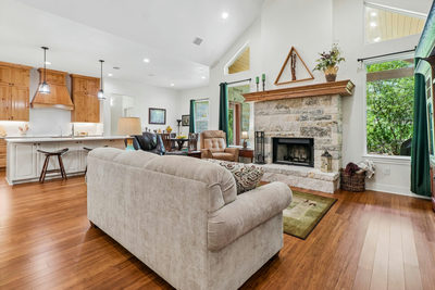 108 Mountain Laurel Way — photo 3