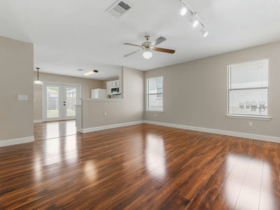 5220 Hutchinson Dr — photo 5