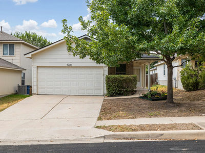5220 Hutchinson Dr — photo 3