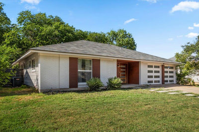 6200 Blarwood Dr — photo 3