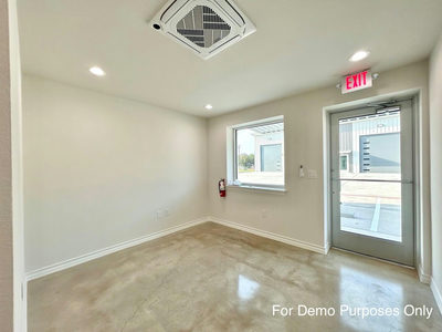 1304 Leander Dr #430 — photo 5