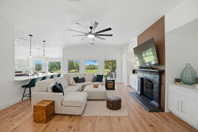 410 Mustang Mesa — photo 2