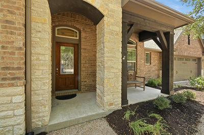 7112 Mitra Dr — photo 2