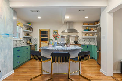 7607 Meadowview Ln — photo 3