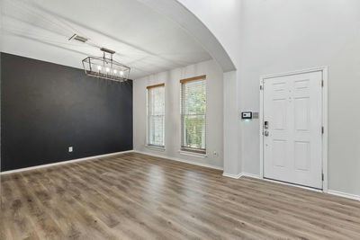 18601 White Water Cv — photo 3