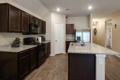 928 Adler Way — photo 5