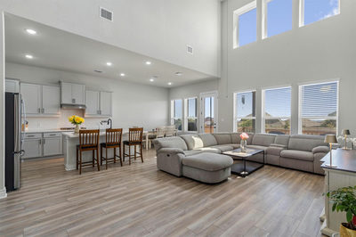 1304 Snowdrop Dr — photo 3