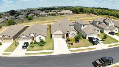 111 Rainmaker Cv — photo 3