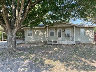 5296 Dacy Ln — photo 2