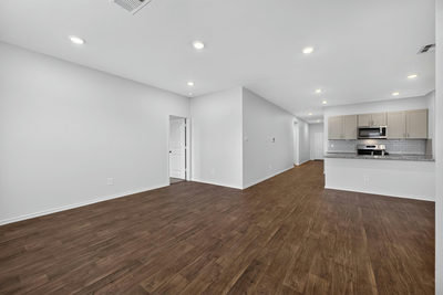 326 N Richland Dr — photo 5