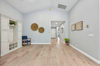 8105 Hawick Dr — photo 4