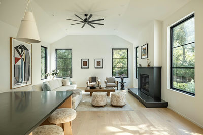 907 Karen — photo 4