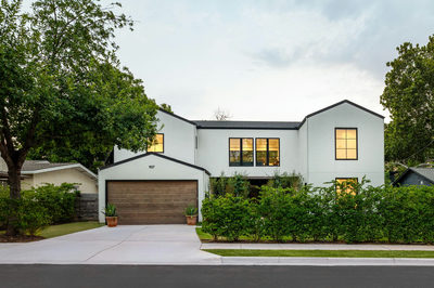 907 Karen — photo 2