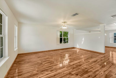 1901 Carriage Hills Trl — photo 4