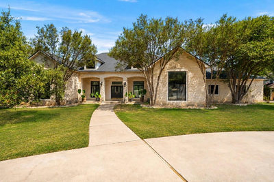 304 Harmony Ln — photo 2