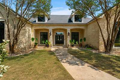 304 Harmony Ln — photo 3