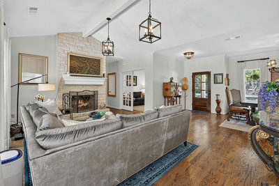 262 E Ridgewood Rd — photo 3