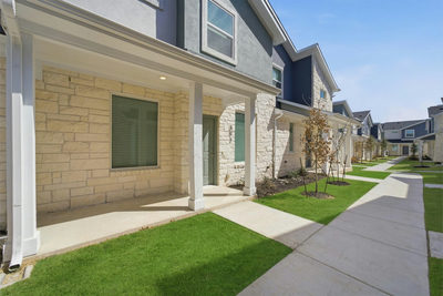 500 Municipal Dr #302 — photo 2