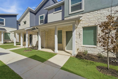 500 Municipal Dr #302 — photo 3