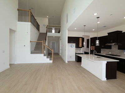 817 Purmela St — photo 4