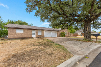 803 Judy Dr — photo 2