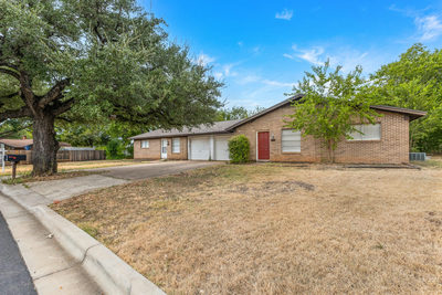 803 Judy Dr — photo 4