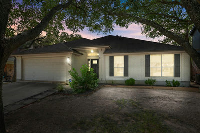 3105 Festus Dr — photo 2
