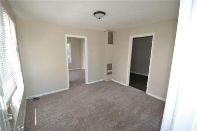 808 E 46th St #B — photo 4