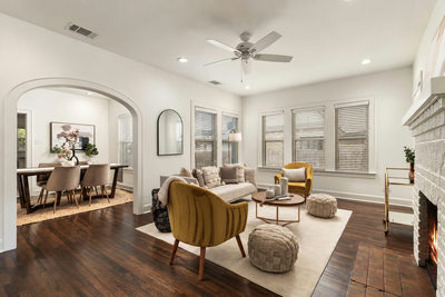 1612 Travis Heights Blvd — photo 3