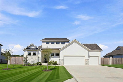 145 McNaughton Dr — photo 2