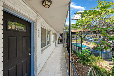 1202 Newning Ave #208 — photo 3