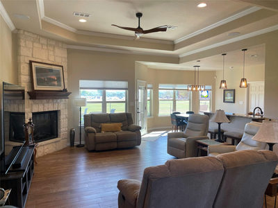 364 Firestone Dr — photo 3