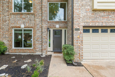 8005 Doe Meadow Dr — photo 4