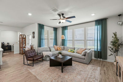 330 Purple Heart Dr — photo 2