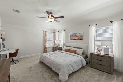 330 Purple Heart Dr — photo 4