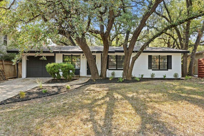 2411 S 6th St — photo 4
