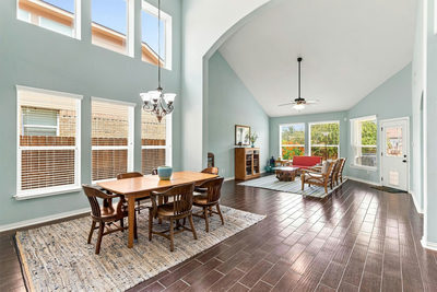 706 Irvin Dr — photo 5