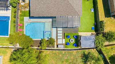 301 Carpenter Hill Dr — photo 2