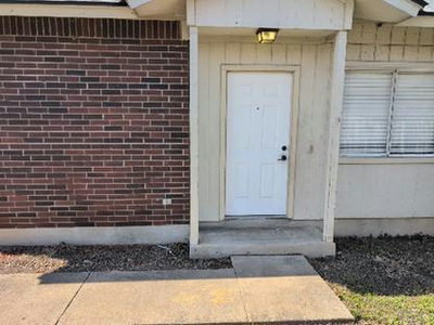 625 Luther Dr — photo 3