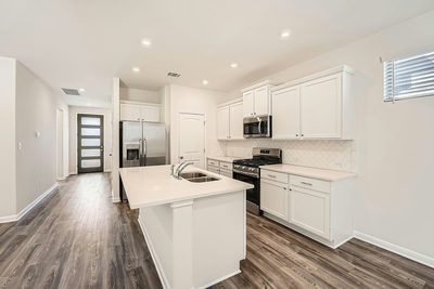 200 Weaver Ln — photo 4