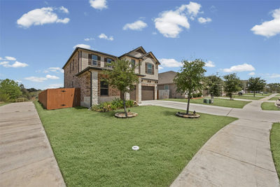 330 Linden St — photo 3
